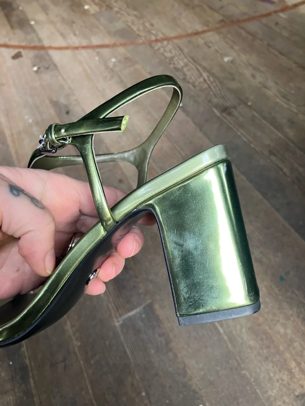 NWOT Zara disco green heels - Picture 5 of 6